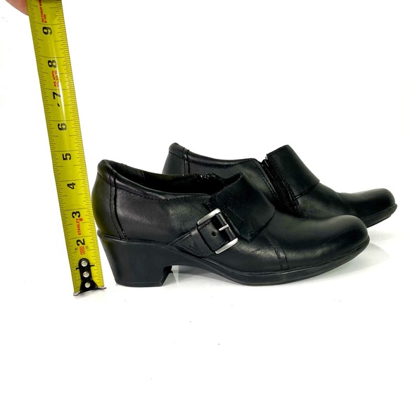 Clarks Soft Cushion Booties - Picture 3 of 7